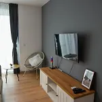 Sunlit Elegance Escape Appartamento Varna
