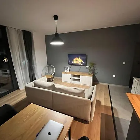 Apartamento Sunlit Elegance Escape *